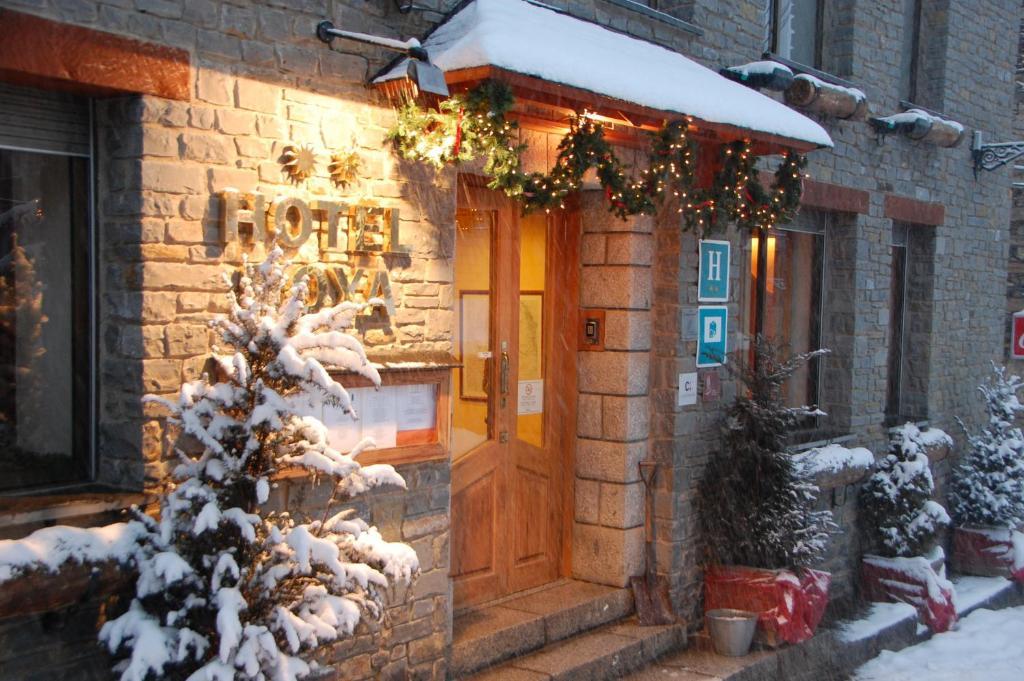 Hotel Roya Еспот Екстер'єр фото
